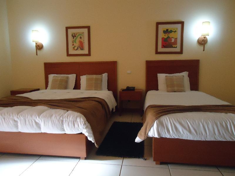 Hotel Pombeira Гуарда Екстер'єр фото